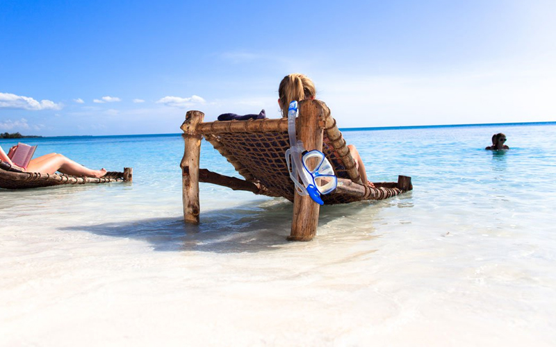 Beach Safety Tips for Your Zanzibar Vacation